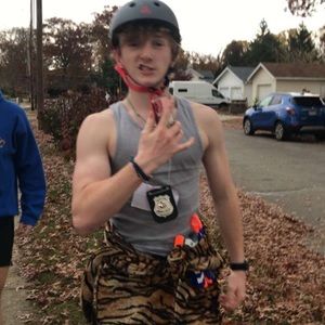 Meet your Posher, Jonathan